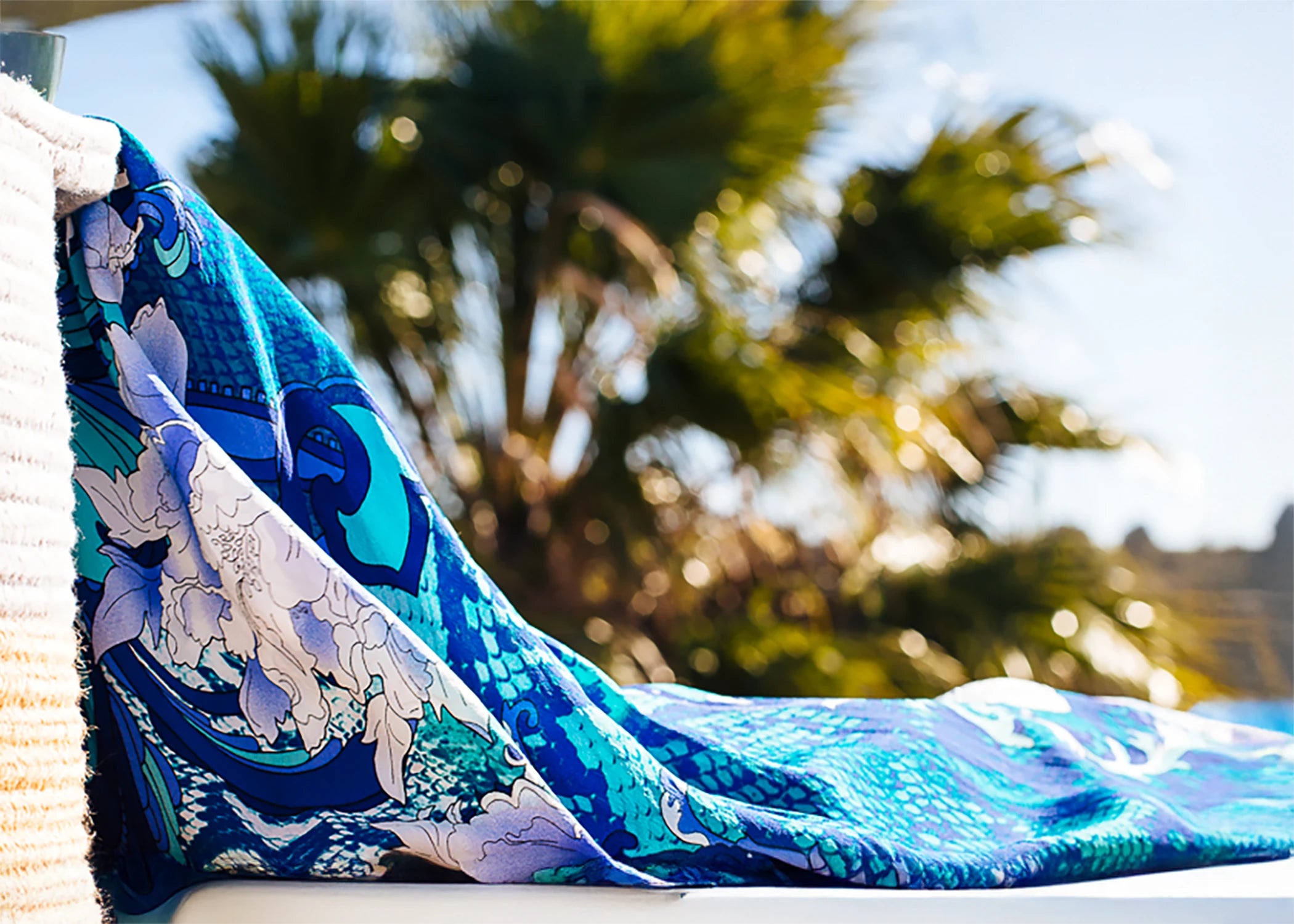 LIZ CAFTAN
